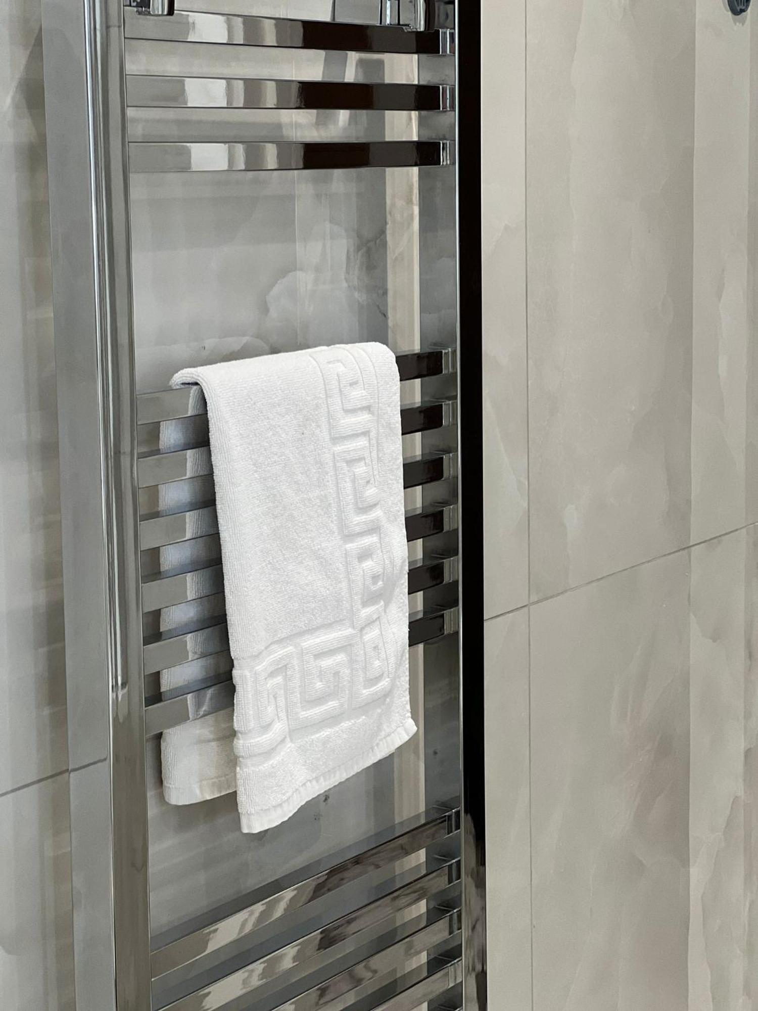 Kensington House By Solitaire Suites Slough Eksteriør billede