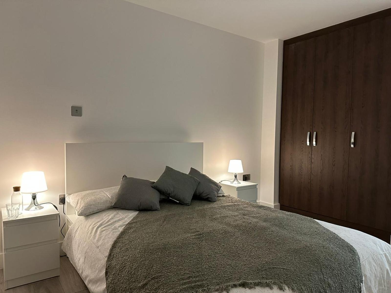 Kensington House By Solitaire Suites Slough Eksteriør billede